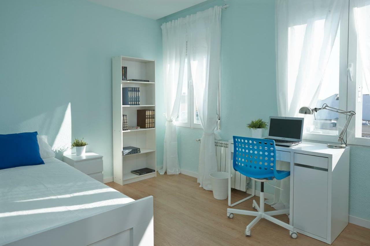 Auberge de jeunesse Residencia Abay à Madrid Extérieur photo